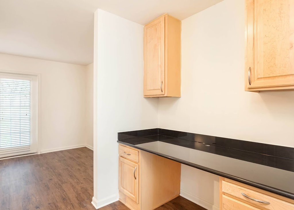 Gayton Pointe Townhomes | 9712 Tartuffe Dr, Richmond, VA 23238, USA | Phone: (804) 585-3151