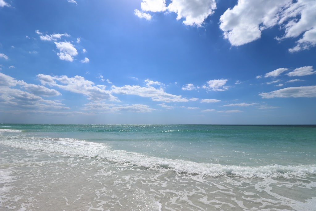 Minorga on the Key - Beachside Suites | 104 Avenida Veneccia, Siesta Key, FL 34242, USA | Phone: (888) 512-0498