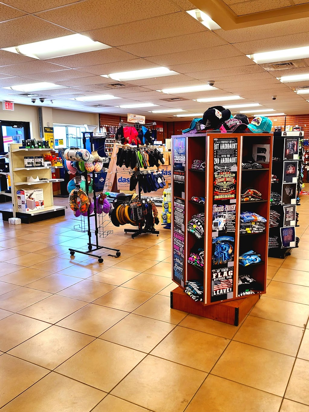 Pilot Travel Center | 11650 Courthouse Blvd, Inver Grove Heights, MN 55077, USA | Phone: (651) 438-3397