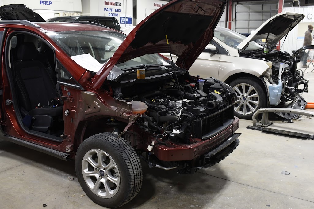 Reineke Collision Center - Fostoria | 1303 Perrysburg Rd, Fostoria, OH 44830, USA | Phone: (800) 531-2613