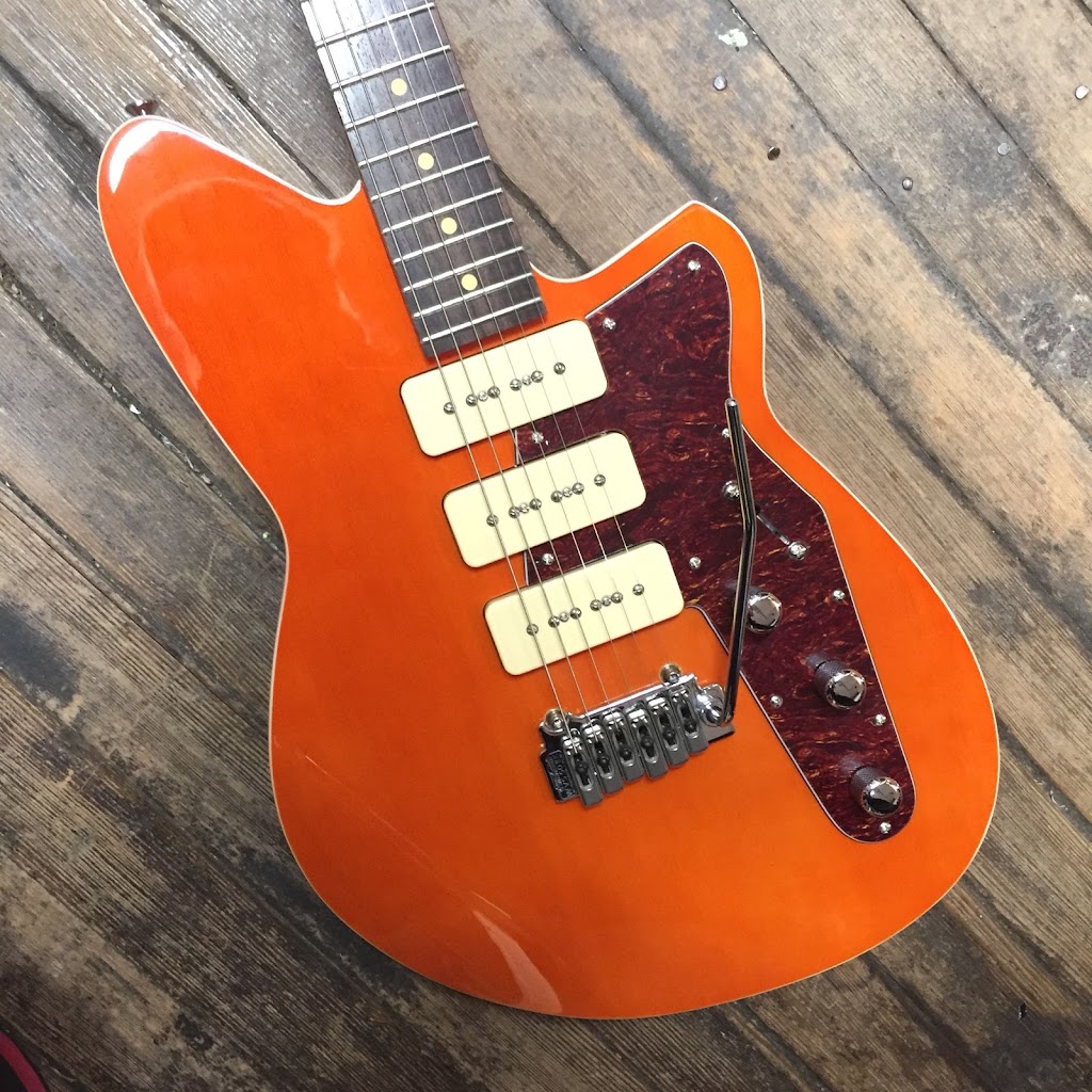 Collar City Guitars | 199 4th St, Troy, NY 12180, USA | Phone: (518) 833-6699