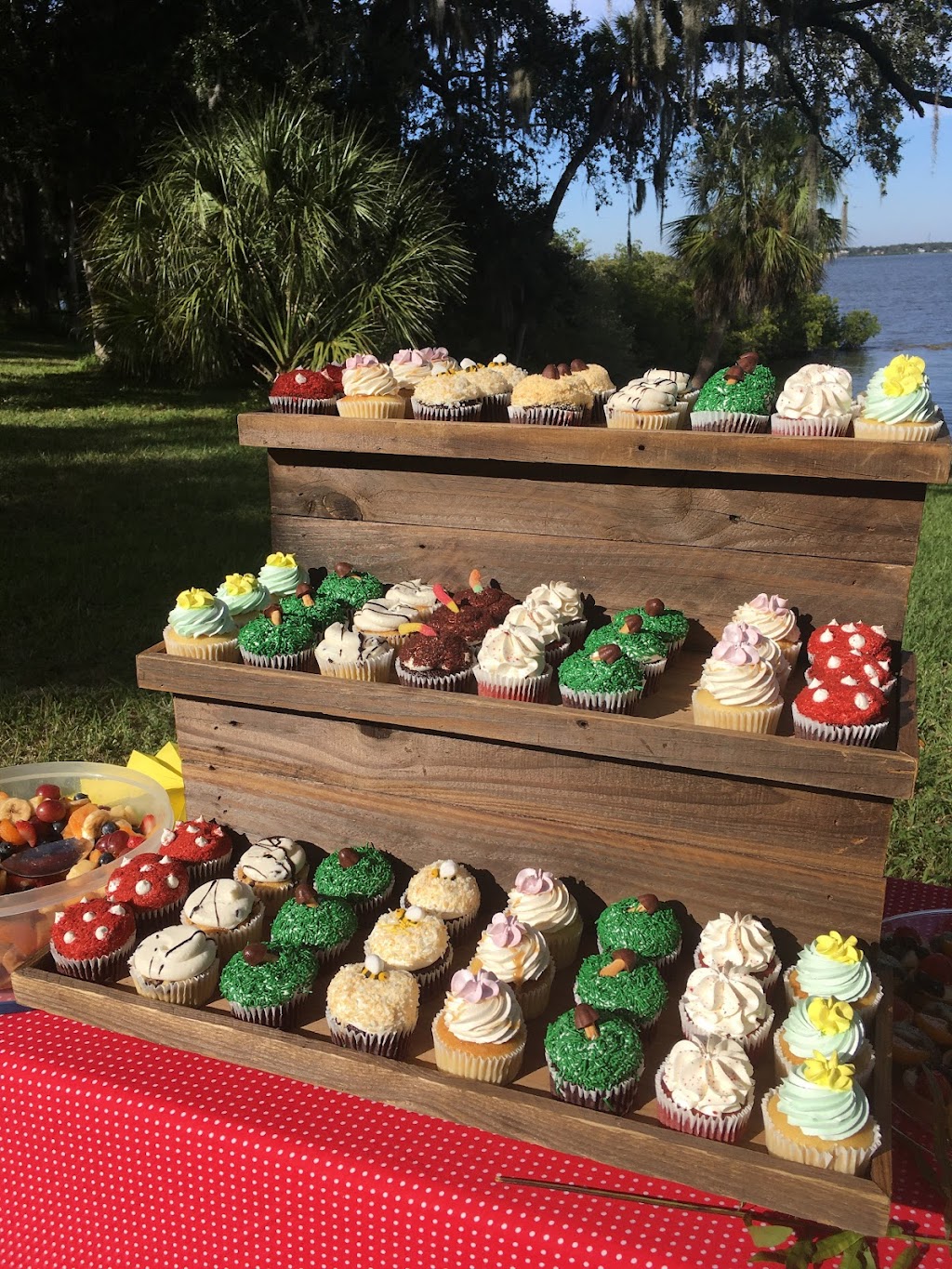 Sugardarlings Cupcakes | 865 E Klosterman Rd, Tarpon Springs, FL 34689, USA | Phone: (727) 937-2253