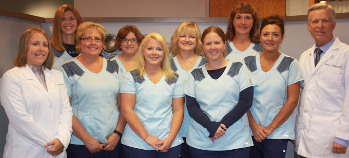 Eastland Dental Center | 1404 Eastland Dr Suite 101, Bloomington, IL 61701, United States | Phone: (309) 663-4711