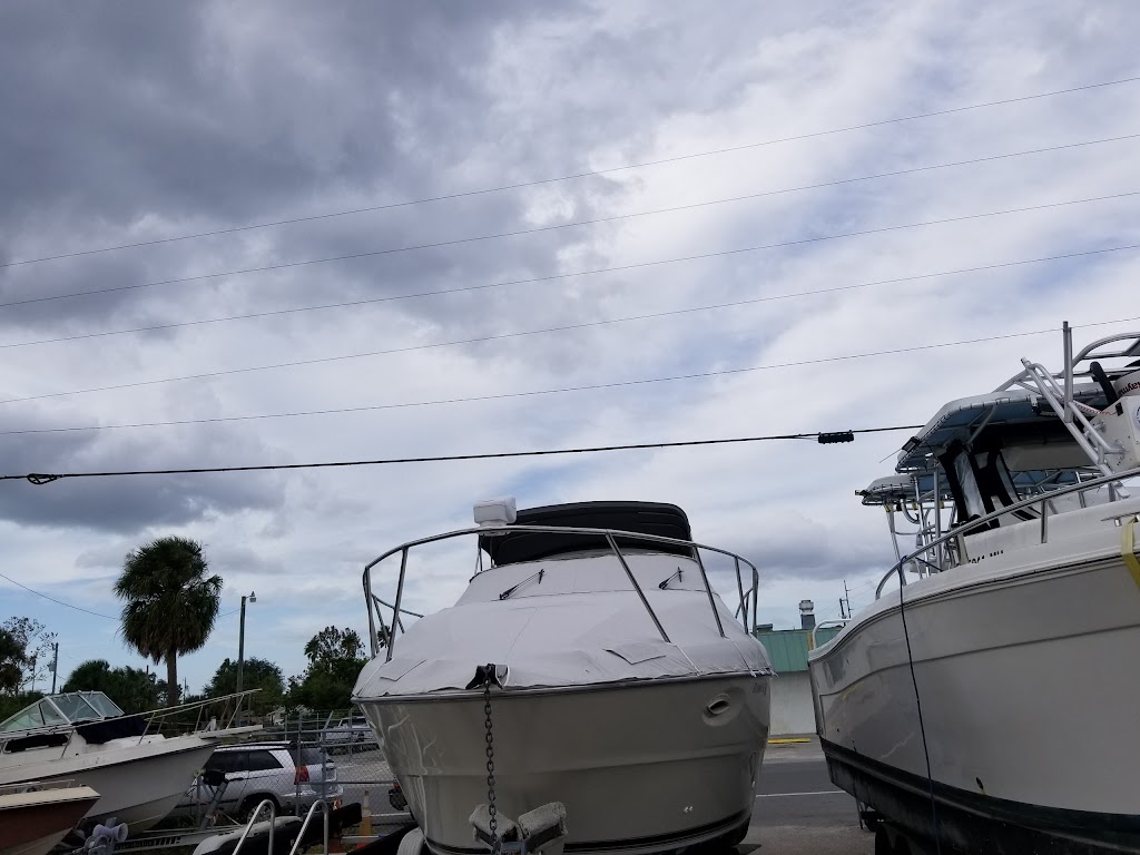 Richey Boat & Motor | 13213 US-19, Hudson, FL 34667, USA | Phone: (727) 869-3443