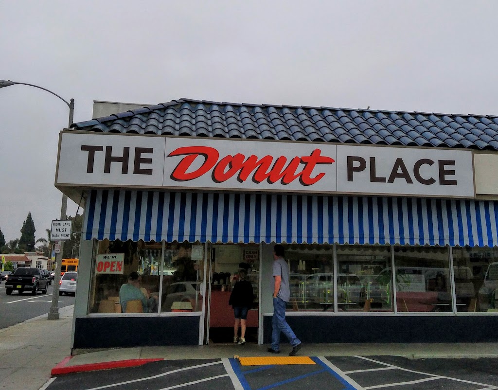 Donut Place | 5476 Del Amo Blvd, Long Beach, CA 90808, USA | Phone: (562) 429-7206