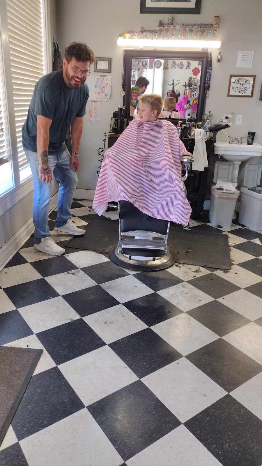 The Garrison Barber Co. | 111 N Lee St, Fort Gibson, OK 74434, USA | Phone: (918) 616-3395