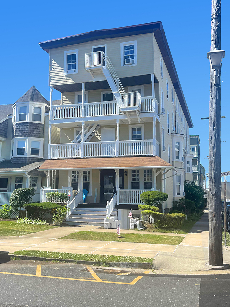 Pitman Place at Ocean Grove | 20 Pitman Ave, Ocean Grove, NJ 07756, USA | Phone: (732) 859-0565