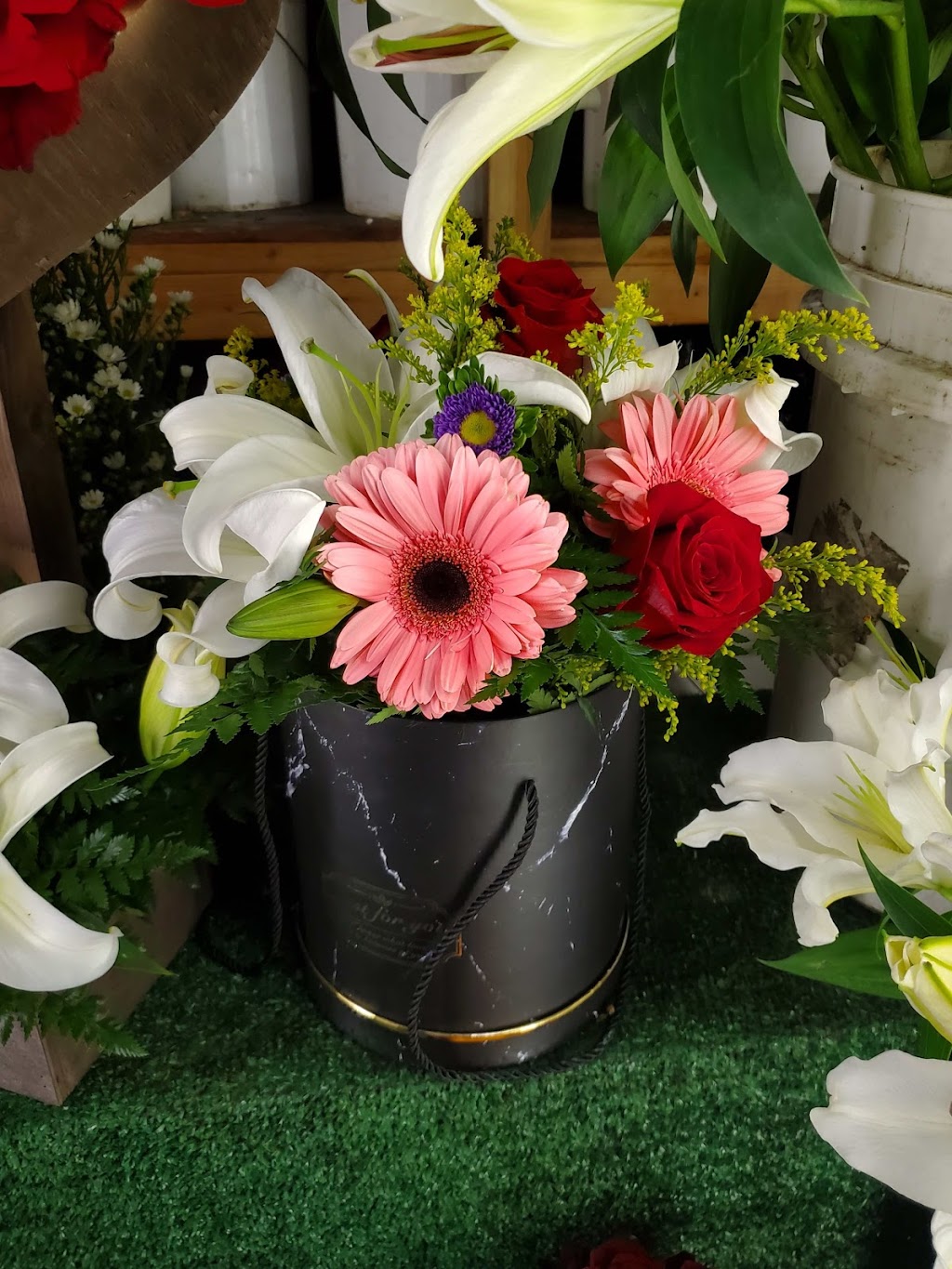 Amigos Flower Shop | 5416 Norwalk Blvd # B6, Whittier, CA 90601, USA | Phone: (562) 699-6362