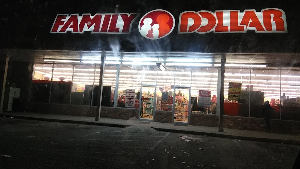 Family Dollar | 1201 Vincennes St, New Albany, IN 47150, USA | Phone: (812) 924-4975