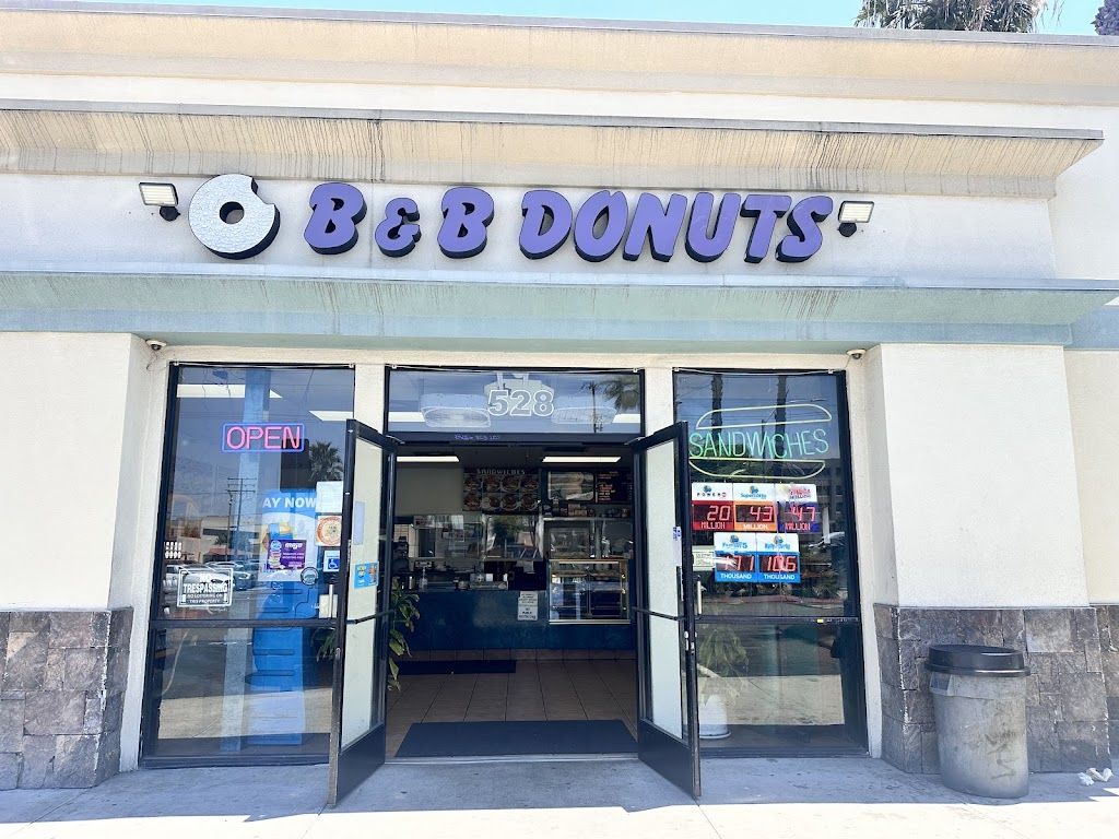 B & B Donuts | 528 S Beach Blvd, Anaheim, CA 92804, USA | Phone: (714) 826-0205