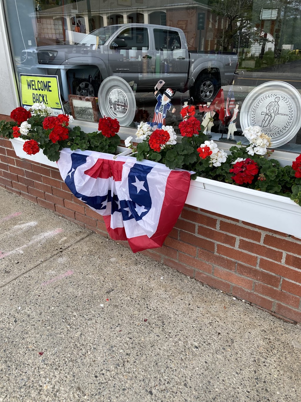 Tri-Con Barber Shop Lexington MA | 180A Bedford St, Lexington, MA 02420, USA | Phone: (617) 610-4818