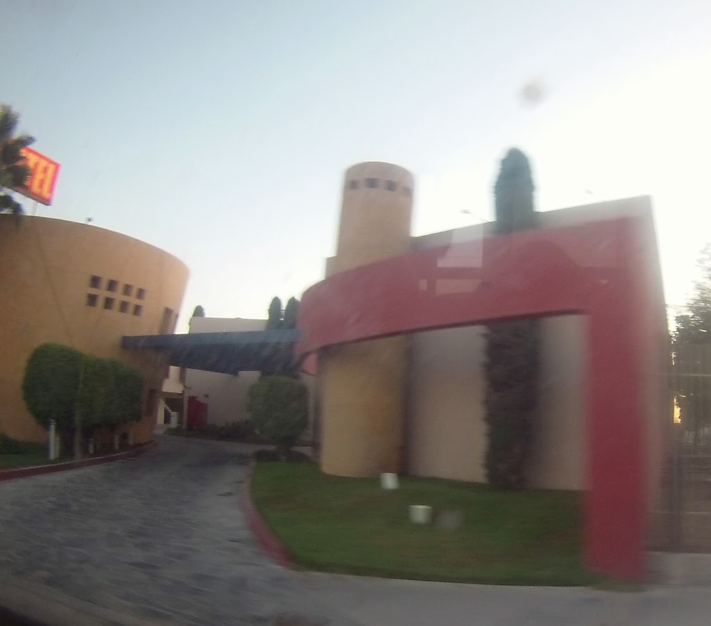 Hotel aqua | Cañón del Padre, 22203 Tijuana, B.C., Mexico | Phone: 664 661 3737