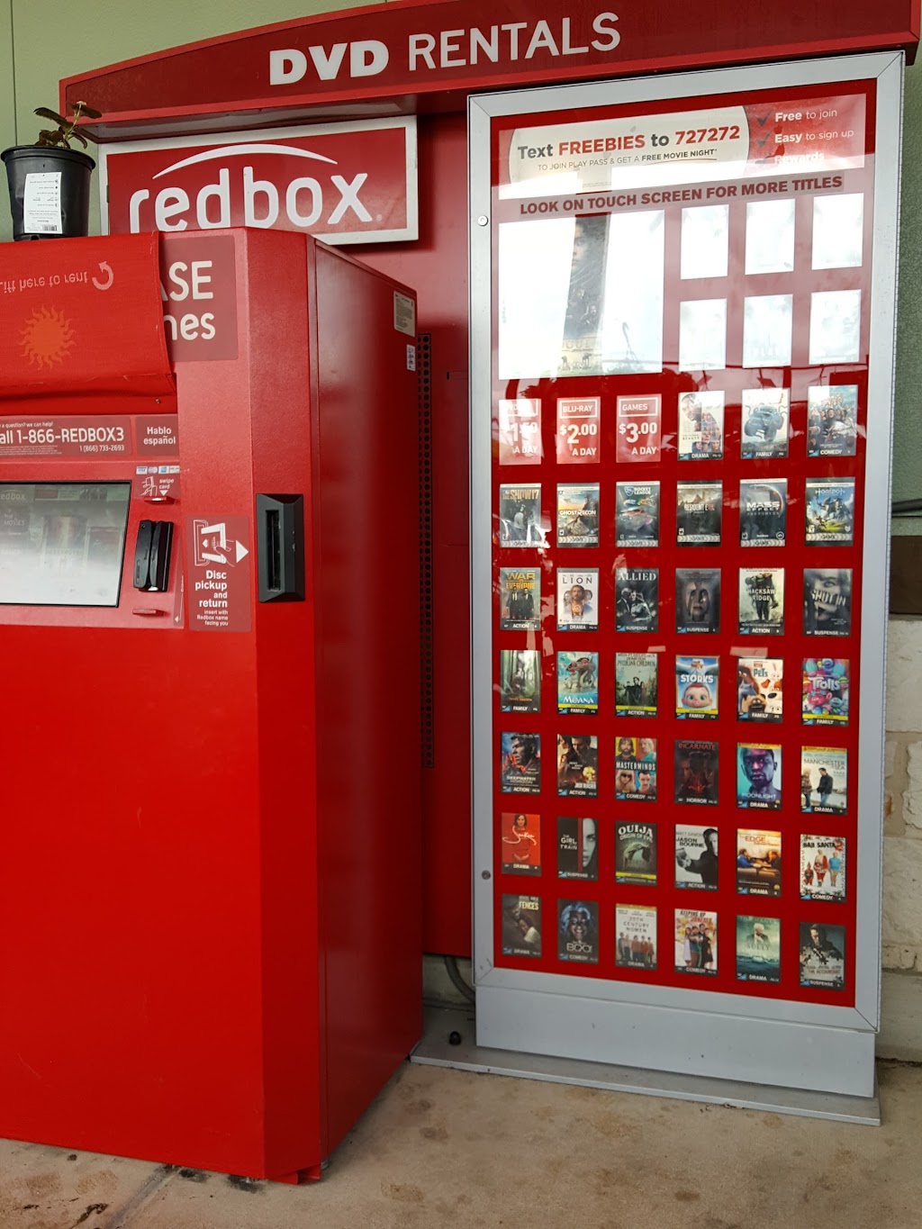 Redbox | 598 US-290, Dripping Springs, TX 78620, USA | Phone: (866) 733-2693