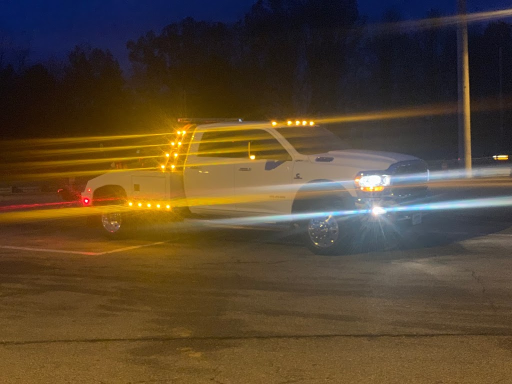 First Class Towing & Recovery | 3127 S Wagner Rd, Ann Arbor, MI 48103, USA | Phone: (734) 475-8895