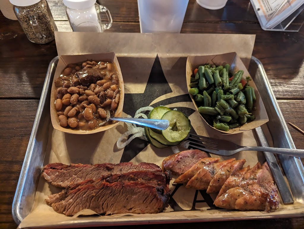 Rabel’s Roadhaus BBQ | 9015 FM 775, New Berlin, TX 78155, USA | Phone: (830) 433-1540