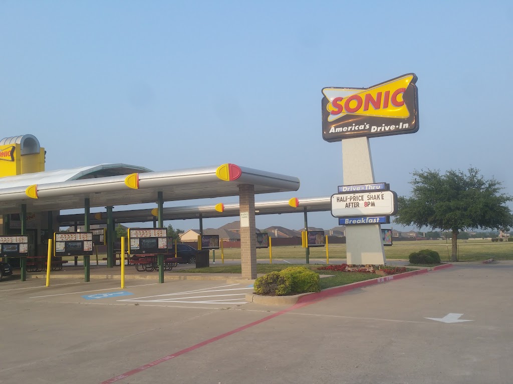 Sonic Drive-In | 925 S State Hwy 78, Lavon, TX 75166, USA | Phone: (972) 853-0970