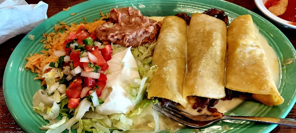 El Rancho Nuevo Mexican Restaurant | 1644 Country Club Plaza Dr, St Charles, MO 63303, USA | Phone: (636) 757-3450