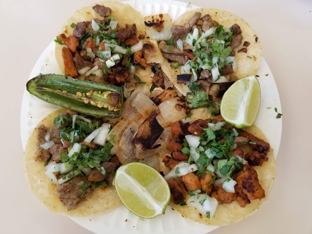 Los Betos | 4353 E University Dr, Mesa, AZ 85205, USA | Phone: (480) 553-3713