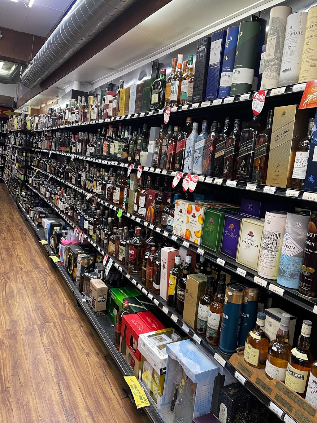 Grays Wine & Liquor Store | 2559 Nottingham Way, Mercerville, NJ 08619, USA | Phone: (609) 586-1100