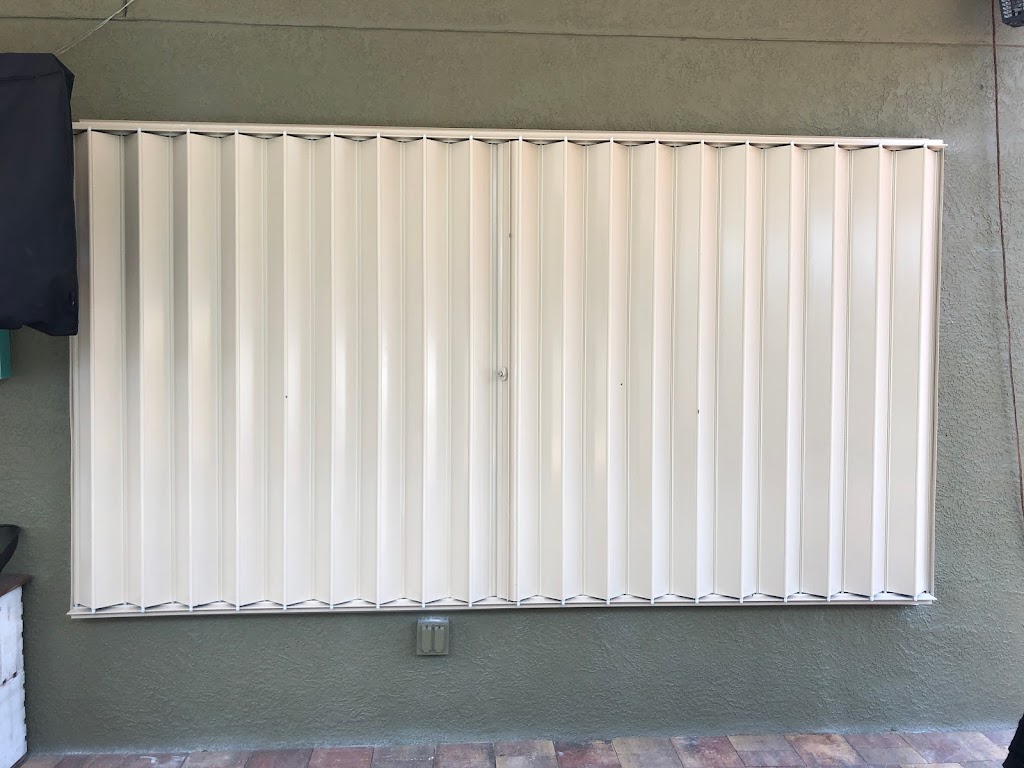 United Hurricane Shutters | 18554 Kentisbury Ct, Land O Lakes, FL 34638, USA | Phone: (954) 889-4450