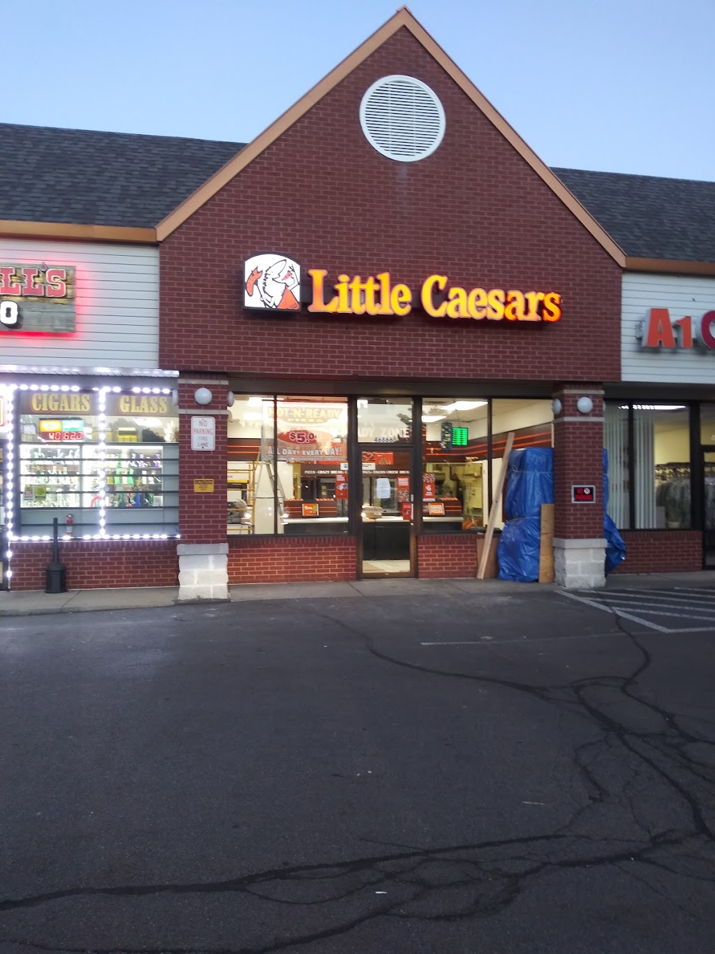 Little Caesars Pizza | 46866 Romeo Plank Rd, Macomb, MI 48044, USA | Phone: (586) 412-8600