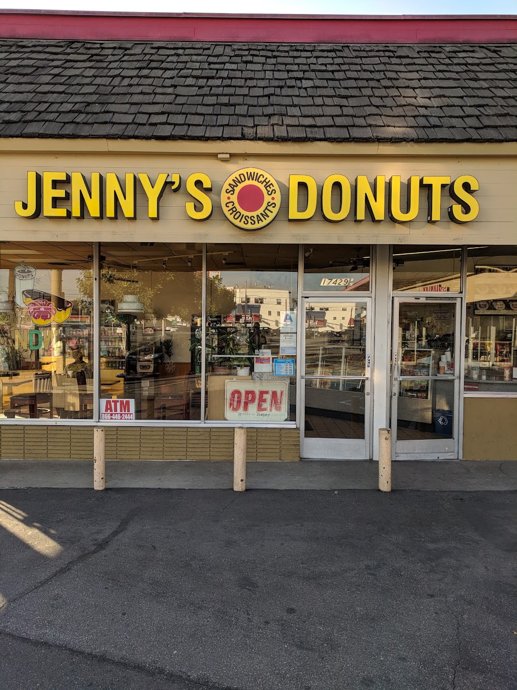 Jennys Donuts & Croissants | 17429 Bellflower Blvd, Bellflower, CA 90706, USA | Phone: (562) 925-2364