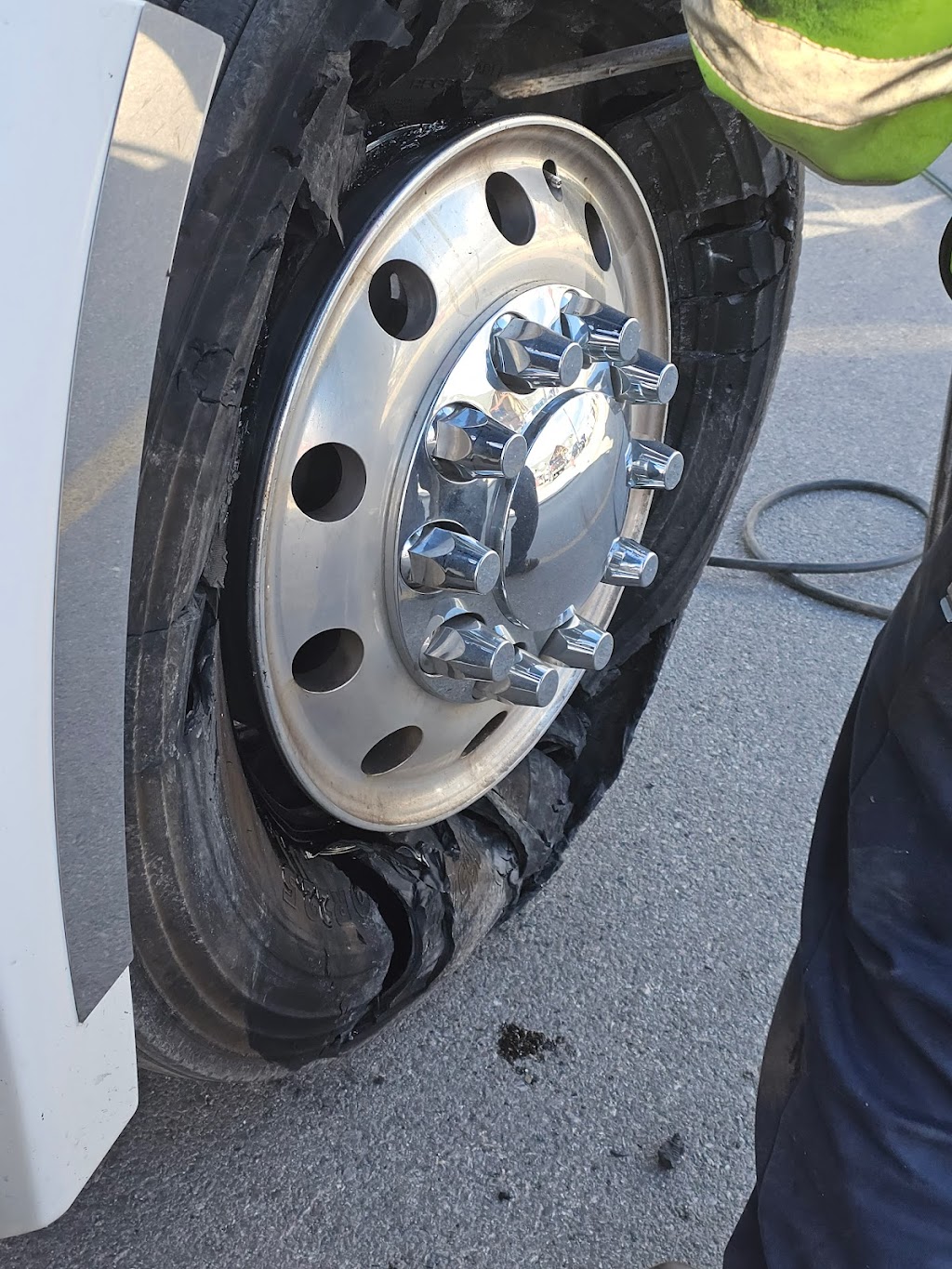 Sams Tire Services Inc | 17254 IN-120, Bristol, IN 46507, USA | Phone: (574) 848-7565