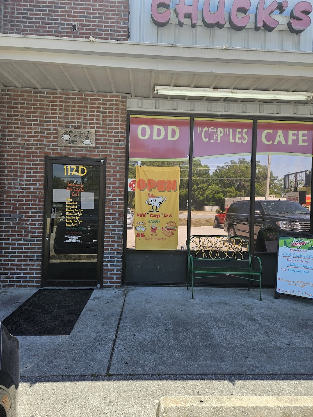 Odd Cuples Cafe | 117 W Belt Ave Suite D, Bushnell, FL 33513, USA | Phone: (352) 568-0408