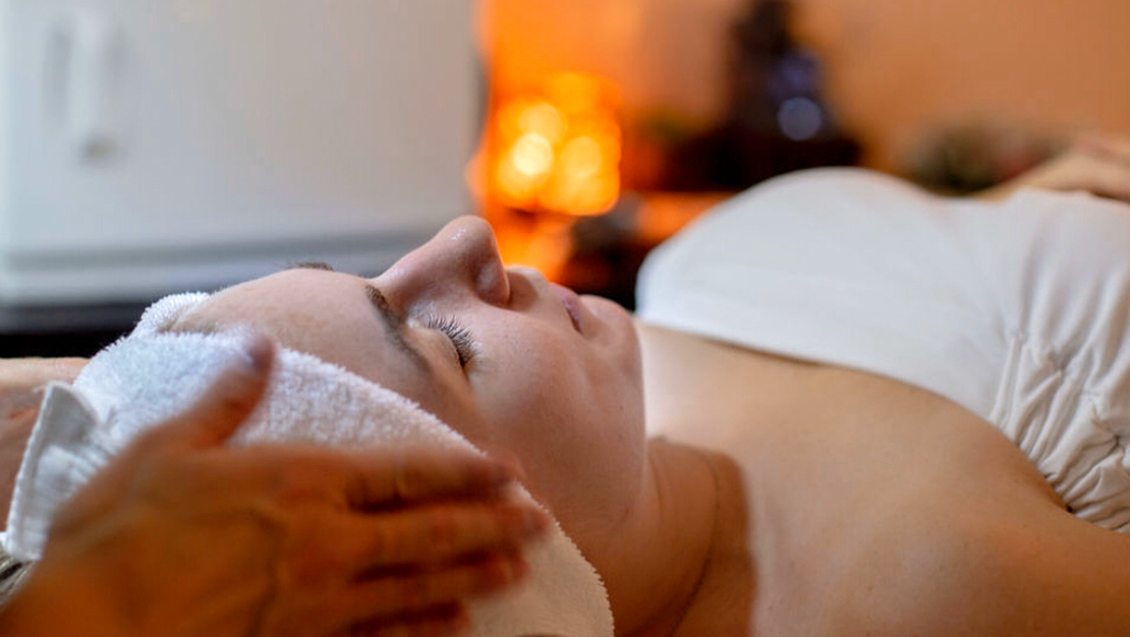 Sundance Face Spa | 9032 W Ken Caryl Ave #A4, Littleton, CO 80128, USA | Phone: (303) 482-7279