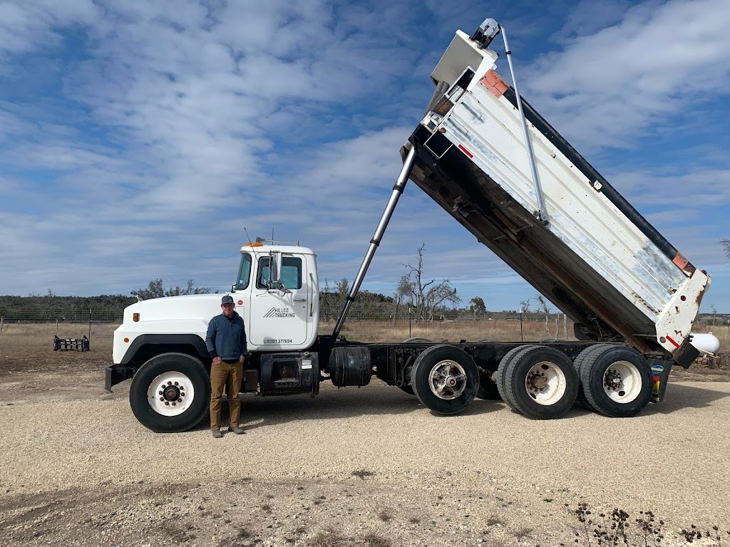 Hillco Trucking | 5 Upper Cibolo Creek Rd, Boerne, TX 78006, USA | Phone: (210) 846-2482