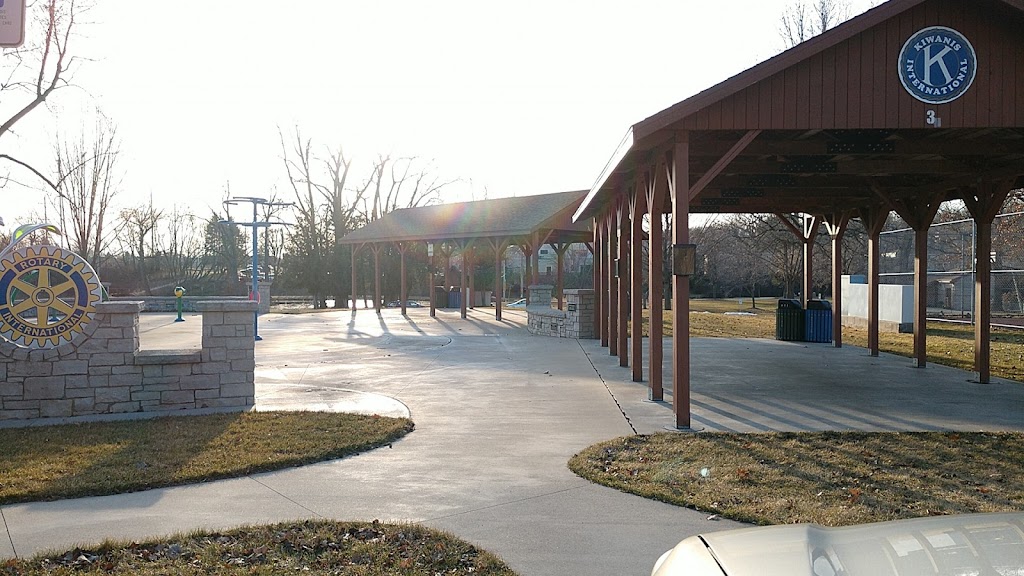 Lake Country Rotary Splash Pad | 339 Maple Ave, Hartland, WI 53029, USA | Phone: (262) 367-2430