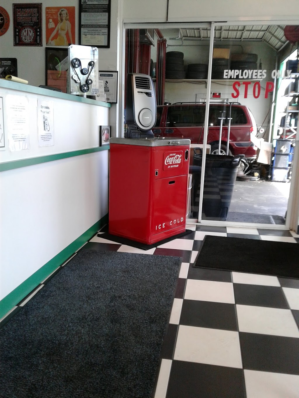 Bobs Auto Repair | 37959 FL-54, Zephyrhills, FL 33542, USA | Phone: (813) 779-2277