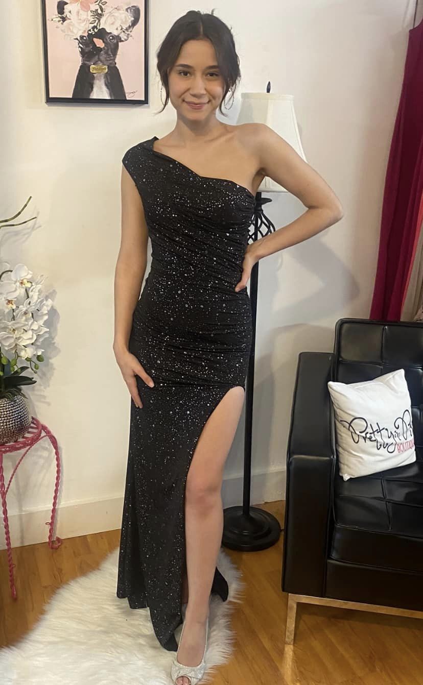 Pretty in Pink Boutique of Shelbyville | 1745 Midland Trail, Shelbyville, KY 40065, USA | Phone: (502) 655-0160