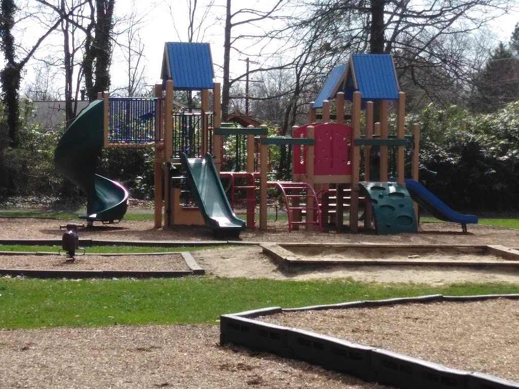 Kutner Park | 3901 Jermantown Rd, Fairfax, VA 22030, USA | Phone: (703) 385-7858