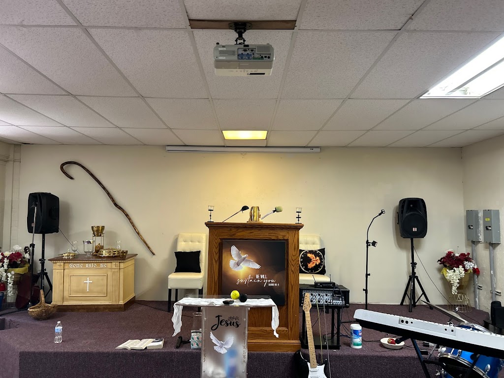 Iglesia la Gloria postrera | 1223 Oak St, Youngstown, OH 44506, USA | Phone: (267) 596-6139