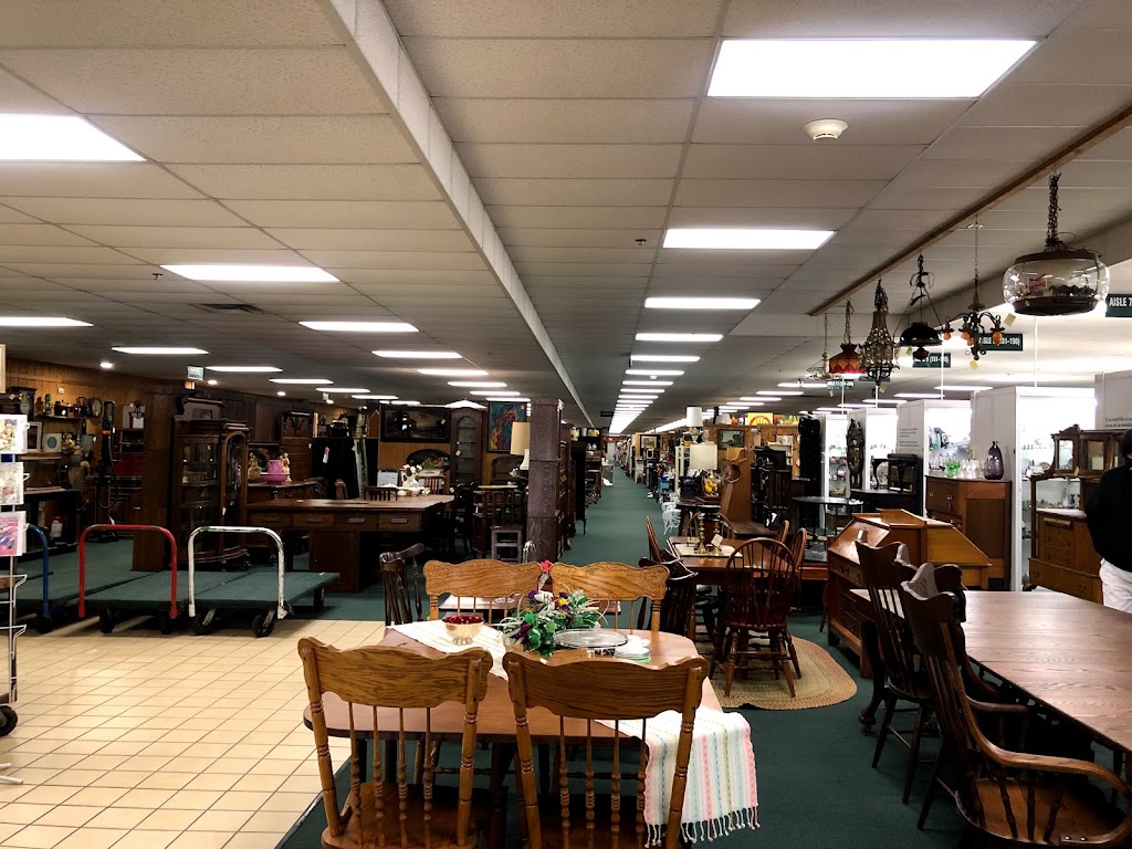 I-76 Antique Mall | 4284 Lynn Rd, Ravenna, OH 44266, USA | Phone: (330) 325-9776