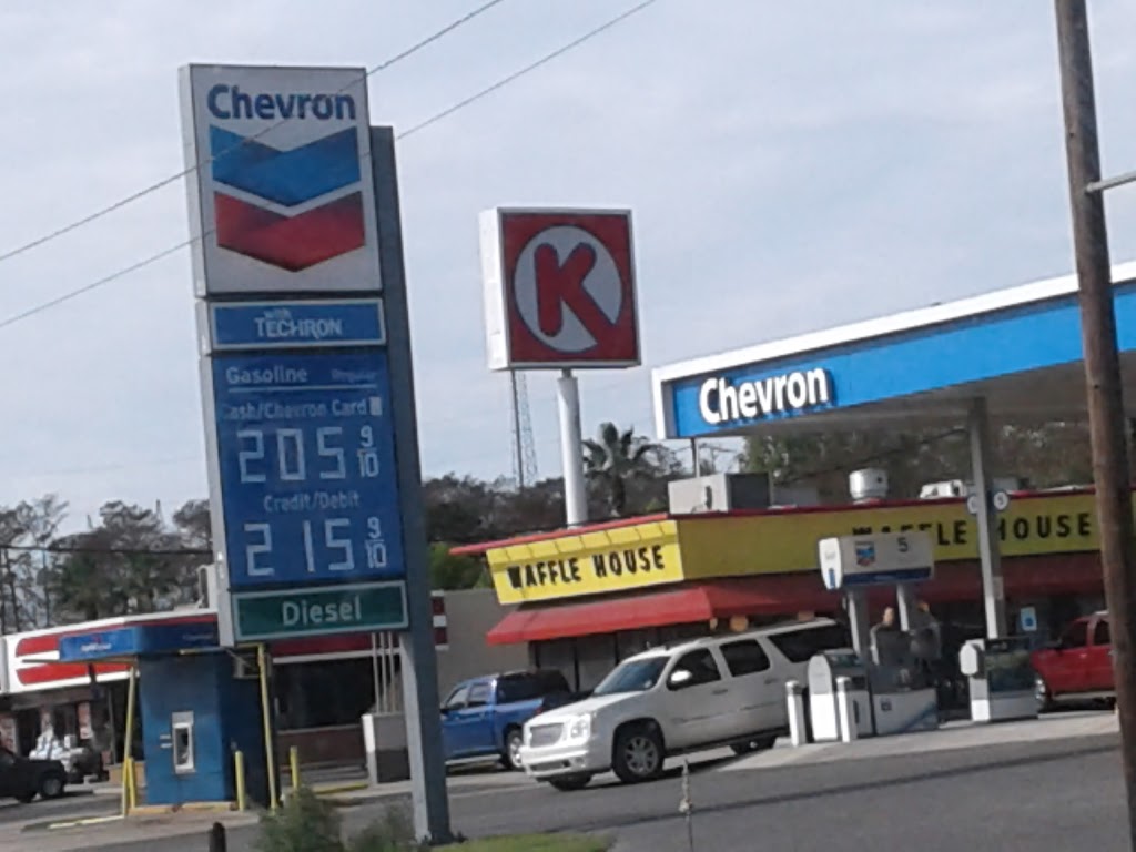 Chevron | 4308 Main St, Laplace, LA 70068, USA | Phone: (985) 320-5079