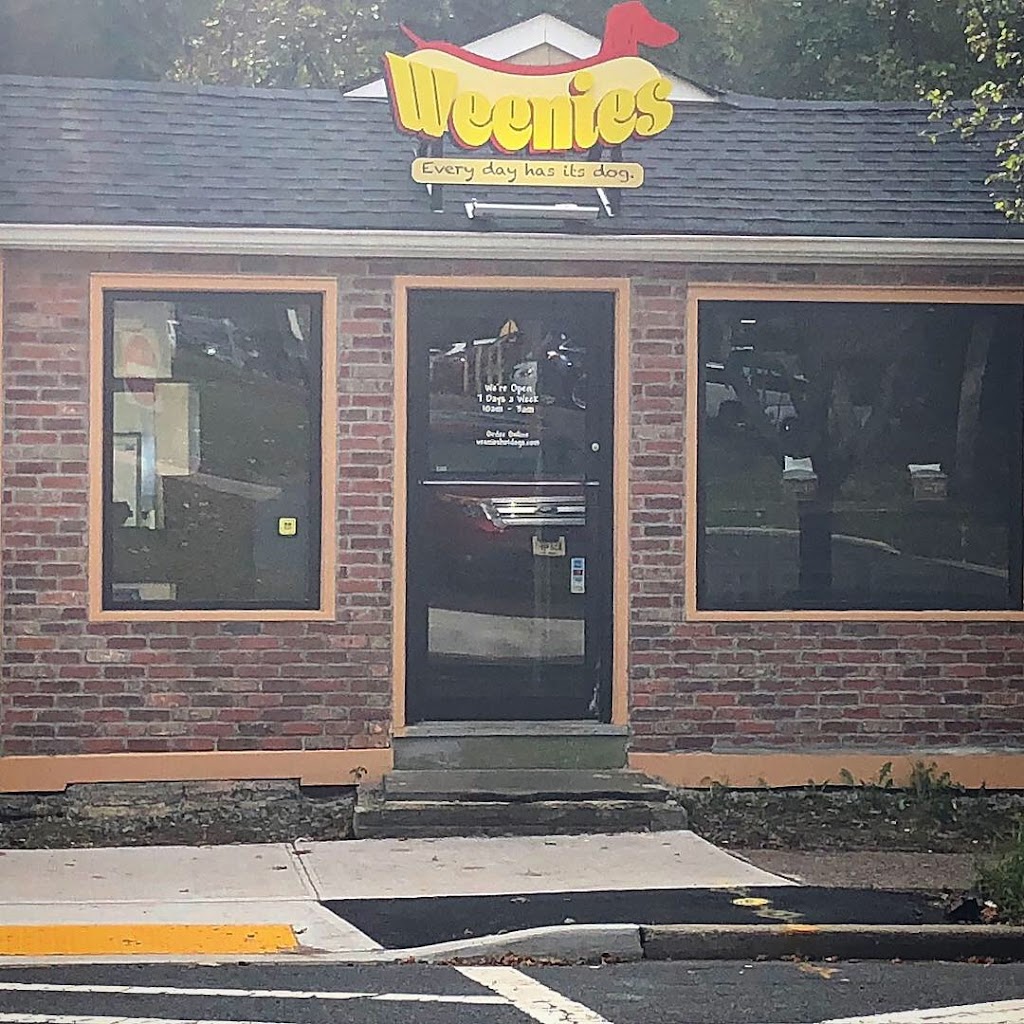 Weenies | 145 Main St, Madison, NJ 07940, USA | Phone: (973) 845-2564