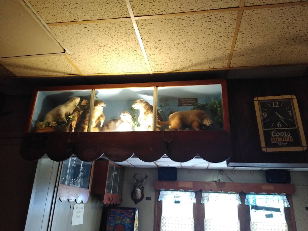 Paris Oakfield Hotel | 49 S Pearl St, Oakfield, NY 14125, USA | Phone: (585) 948-9993