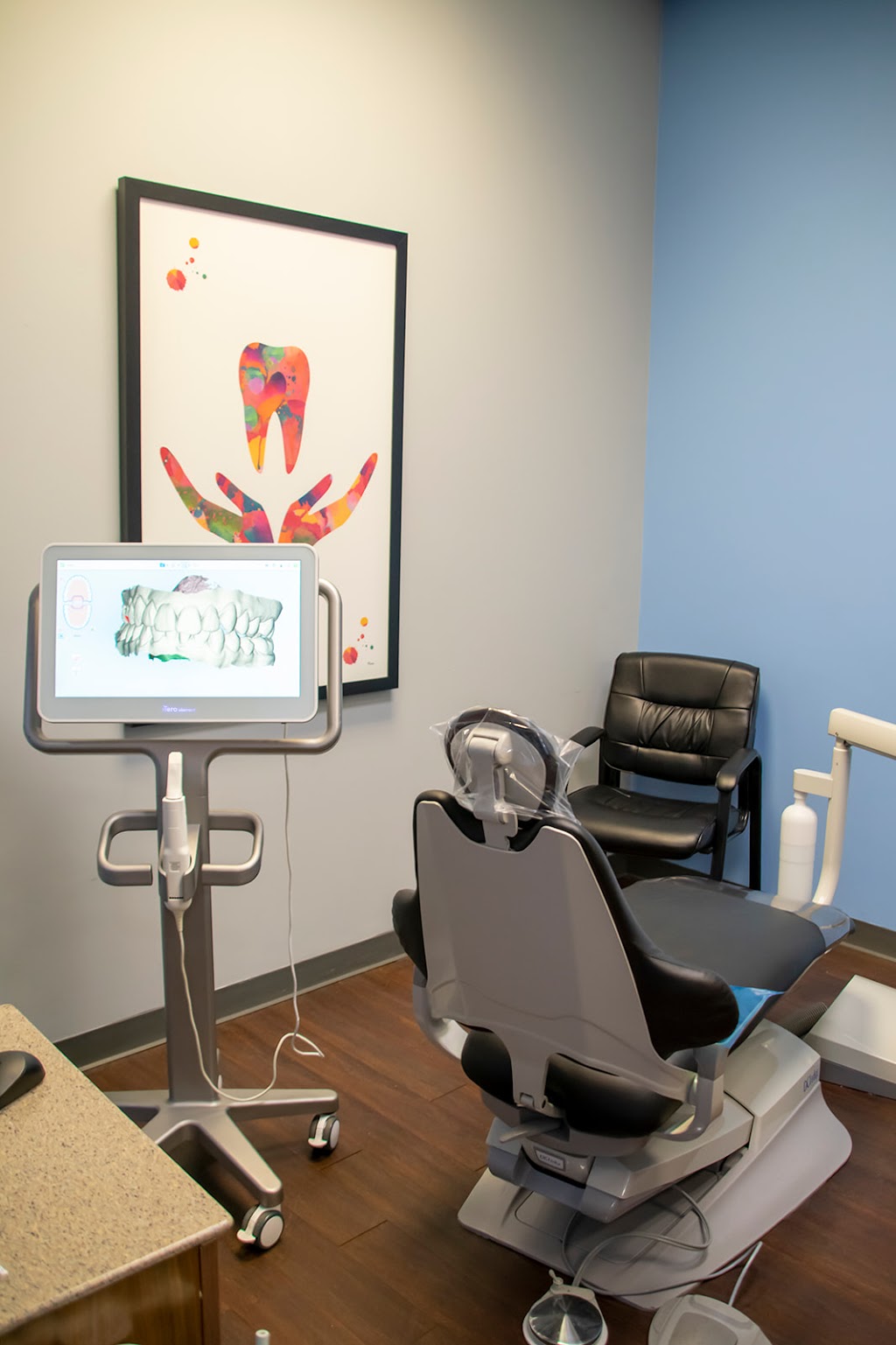 Republic Dental & Orthodontics - Pleasanton | 2120 W Oaklawn Rd Suite E, Pleasanton, TX 78064, USA | Phone: (830) 268-4453