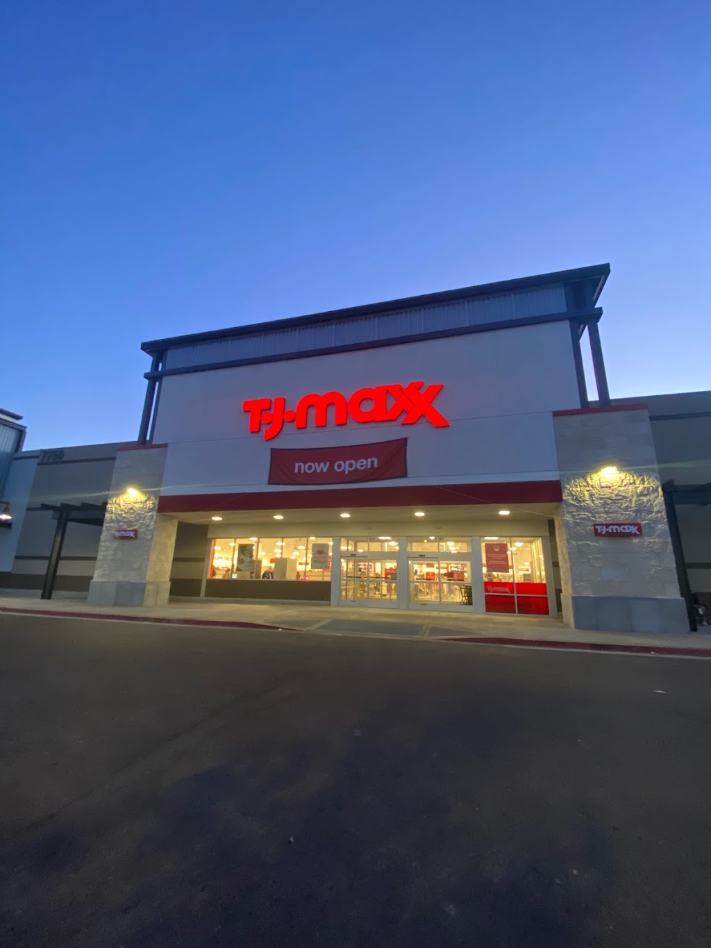 T.J. Maxx | 7750 S 59th Ave, Laveen Village, AZ 85339 | Phone: (602) 599-4748