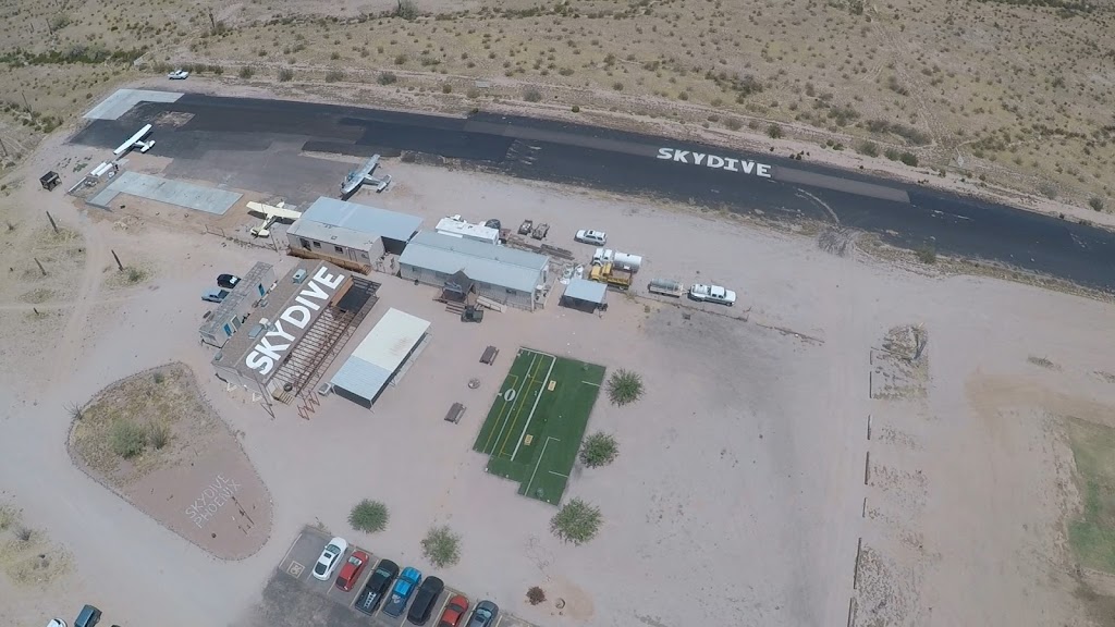 Hidden Valley Airstrip | 56580 W Dasher Dr, Maricopa, AZ 85139, USA | Phone: (480) 557-5867