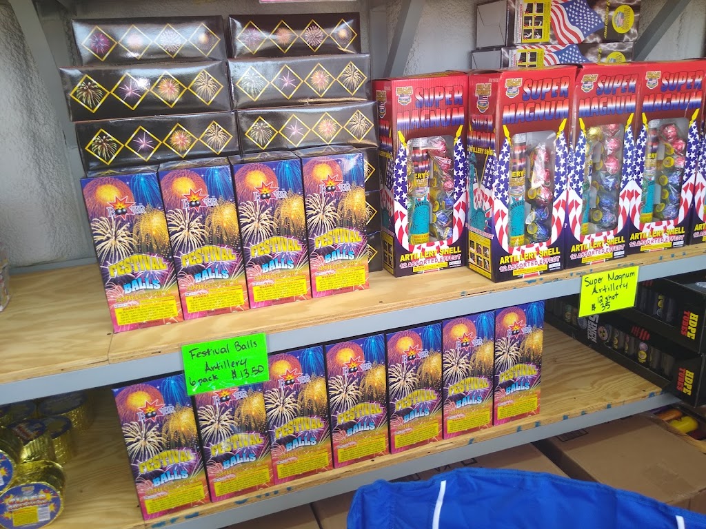 Texas Tiger Fireworks | 9153 US-175, Crandall, TX 75114, USA | Phone: (214) 448-6934