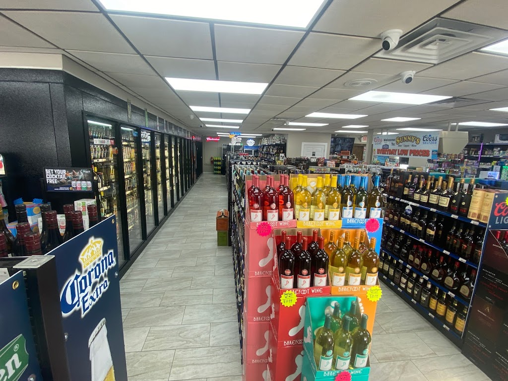 Sunny’s Beer, Liquor, and Wine #2 | 3731 S Beaumont Ave, Kansasville, WI 53139, USA | Phone: (262) 864-2011
