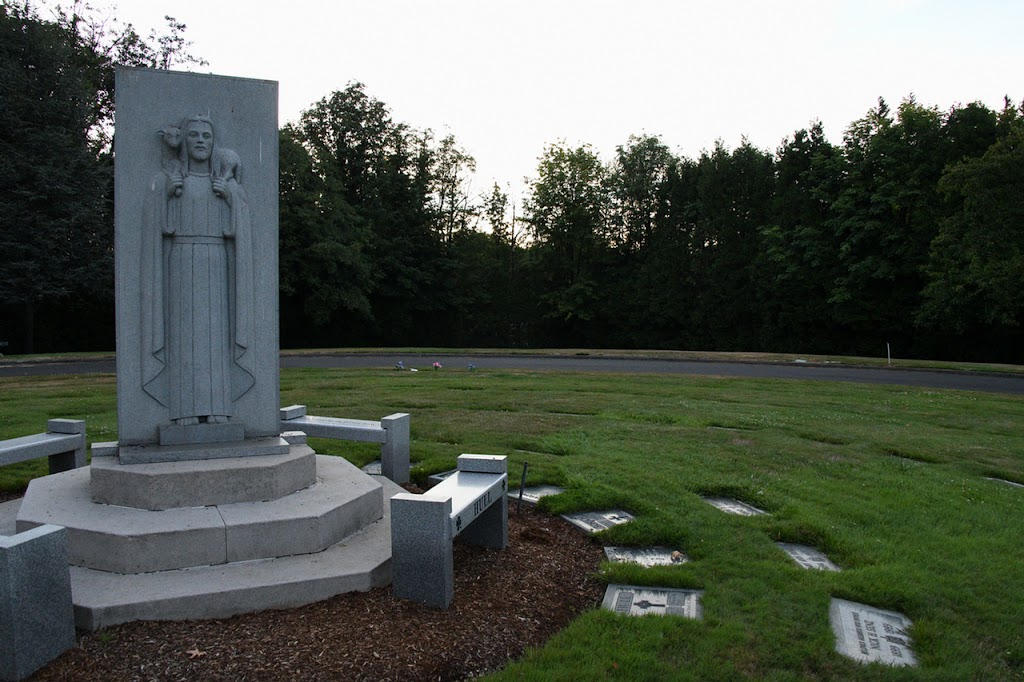 Mt. Calvary Catholic Cemetery | 333 SW Skyline Blvd, Portland, OR 97221, USA | Phone: (503) 292-6621