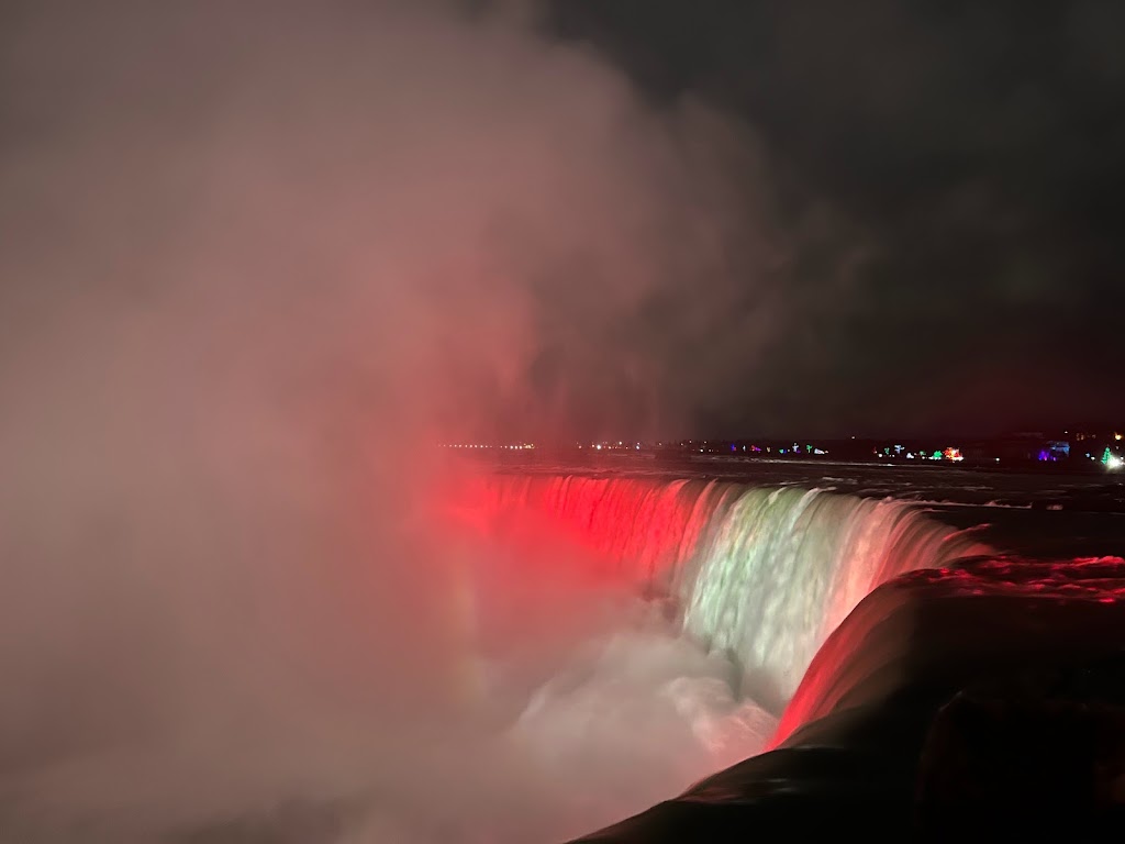 Enjoy the Beauty of the Falls | 7745 Pender St, Niagara Falls, ON L2G 0H3, Canada | Phone: (905) 359-9504