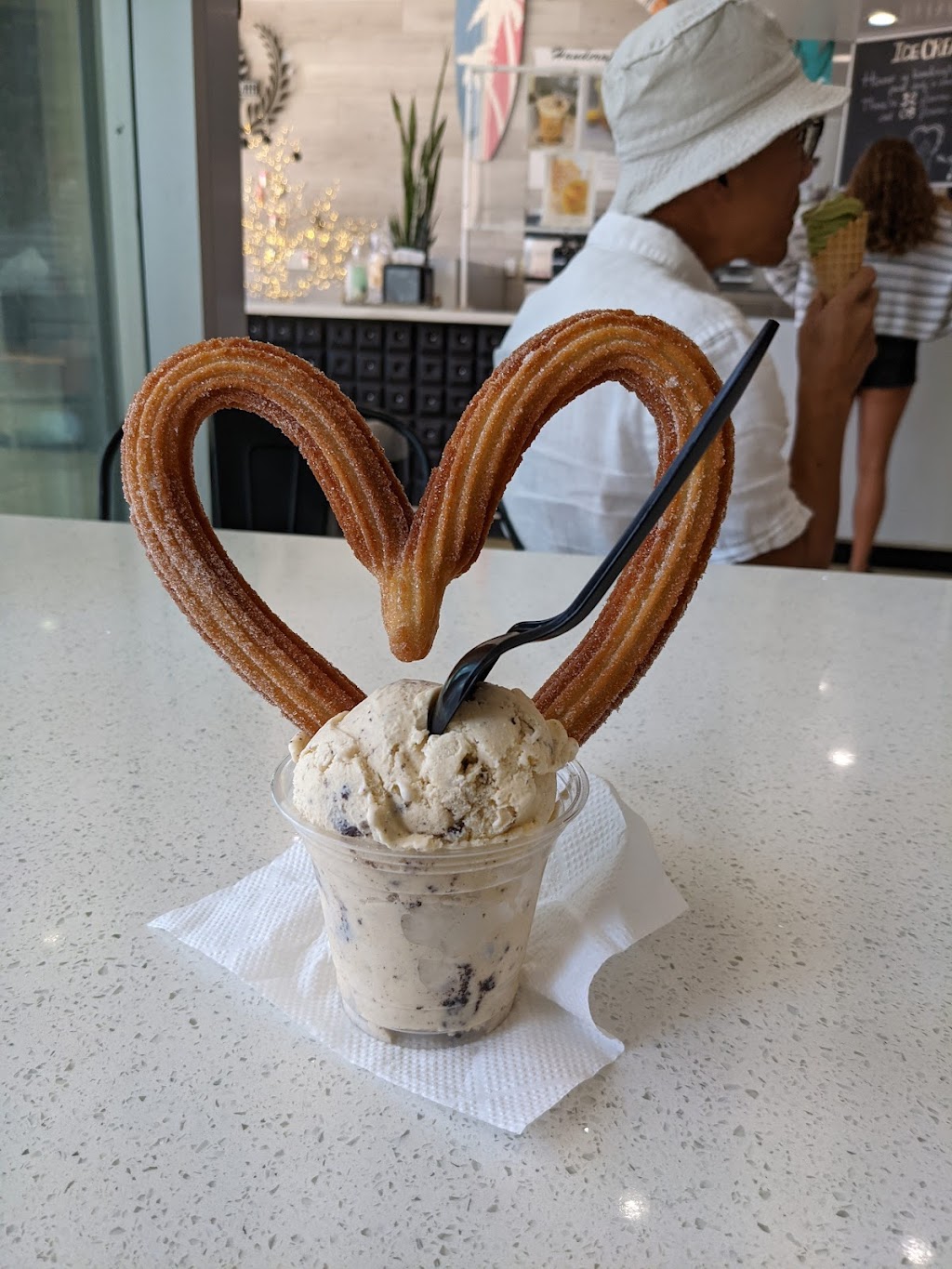 IceCreamTon | 300, Pierside Pavilion, E Pacific Coast Hwy suite 107b, Huntington Beach, CA 92648, USA | Phone: (657) 329-0159