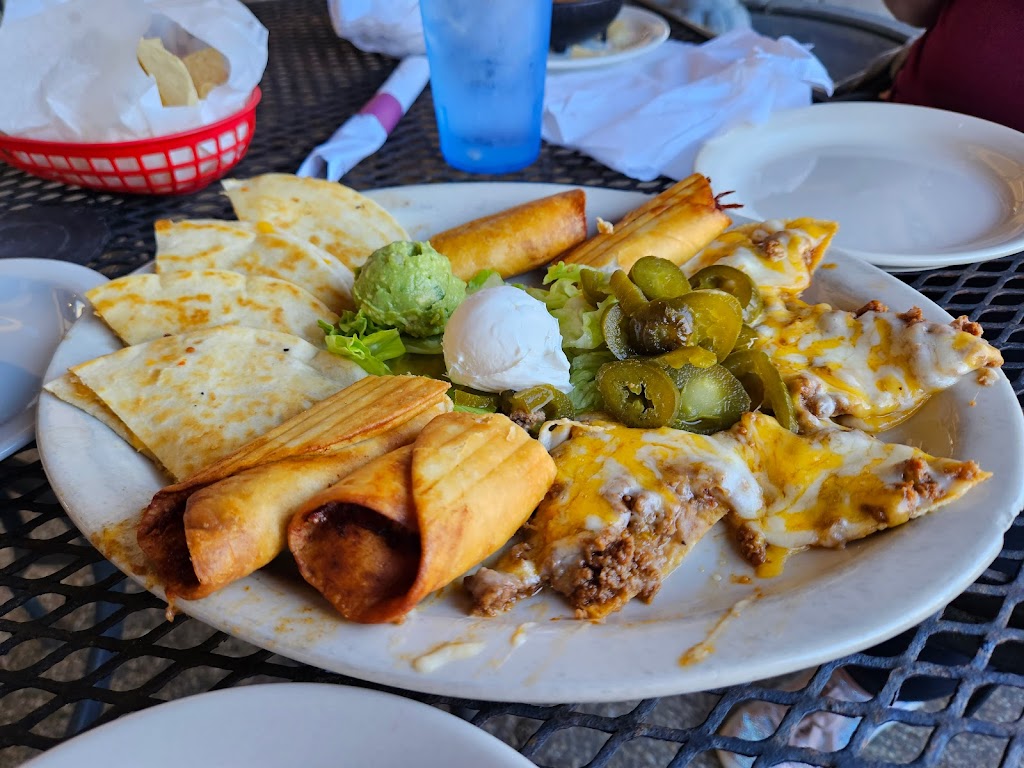 Frijoles Cafe Y Cantina | 5142 Rufe Snow Dr, North Richland Hills, TX 76180, USA | Phone: (817) 577-4174