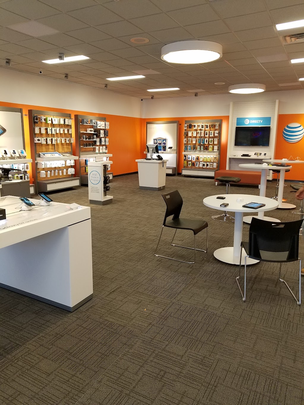 AT&T Store | 23328 Farmington Rd, Farmington, MI 48336, USA | Phone: (248) 477-8177