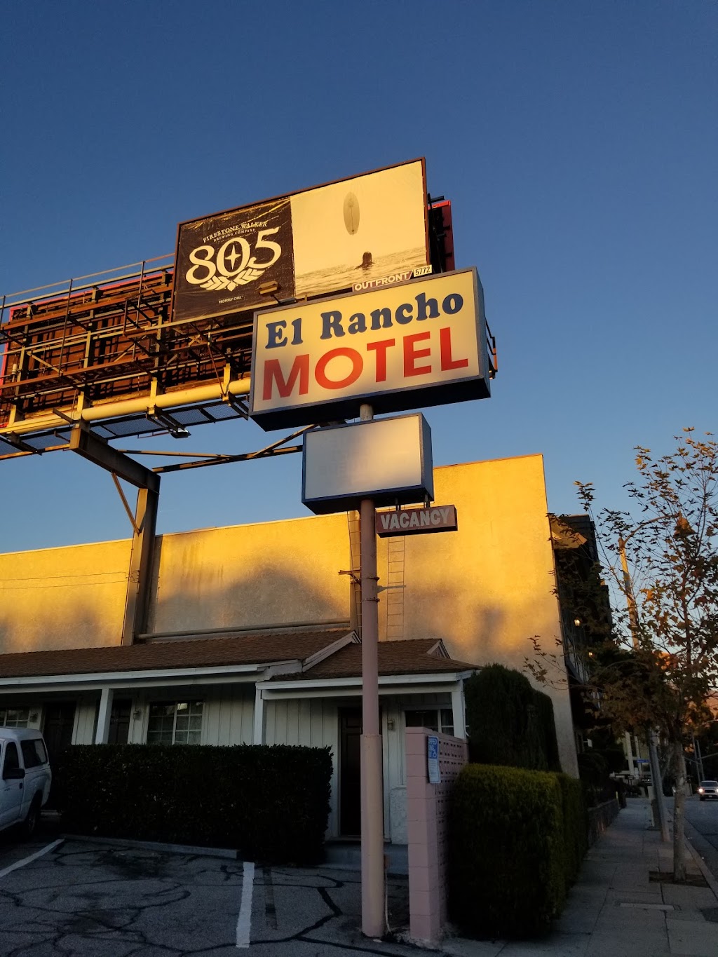 El Rancho Motel | 3853 E Colorado Blvd, Pasadena, CA 91107, USA | Phone: (626) 795-0573